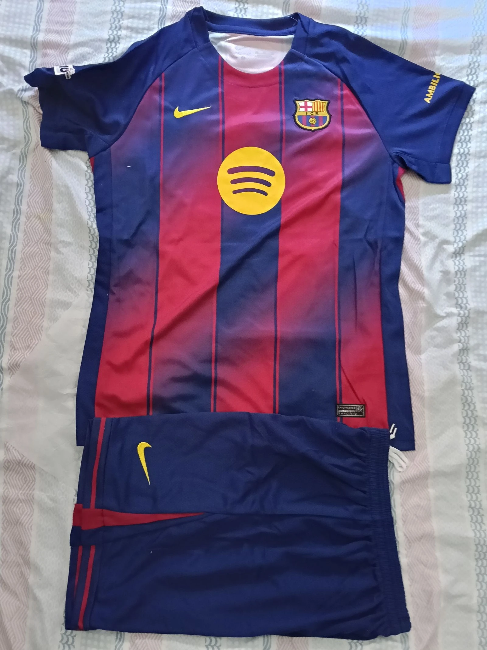 Ensemble enfant FC Barcelone 14 ans – photo 2